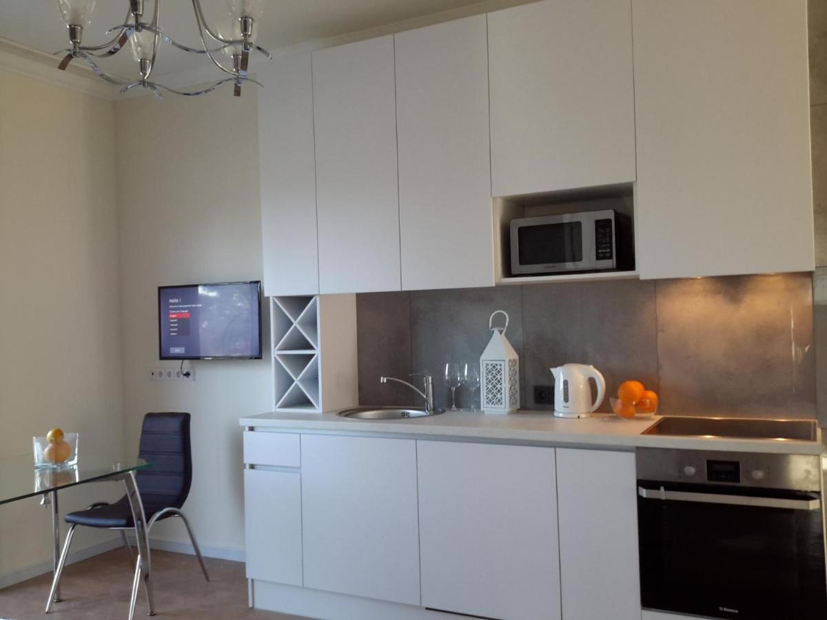 Villa Florance Apartments With Terraces & Parking Вентспилс Екстериор снимка