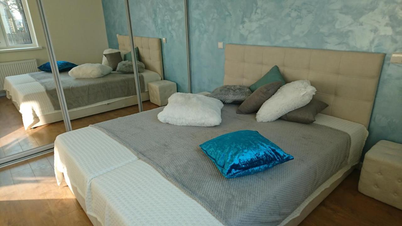 Villa Florance Apartments With Terraces & Parking Вентспилс Екстериор снимка