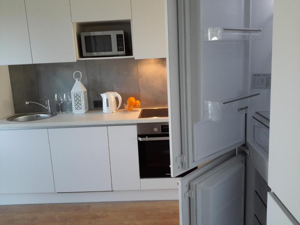 Villa Florance Apartments With Terraces & Parking Вентспилс Екстериор снимка