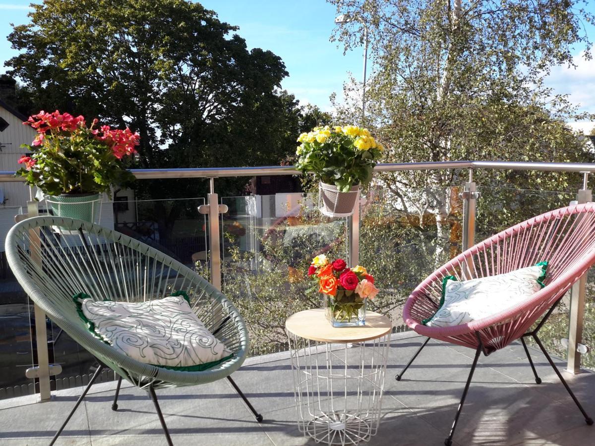 Villa Florance Apartments With Terraces & Parking Вентспилс Екстериор снимка