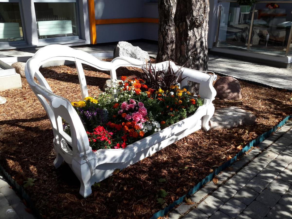 Villa Florance Apartments With Terraces & Parking Вентспилс Екстериор снимка